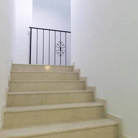 Hotel Domenic Free Parking