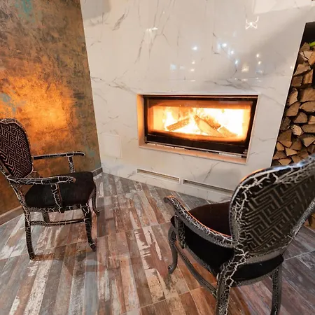 Domenic Free Parking Hotel