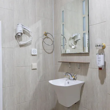 Hotel Domenic Free Parking