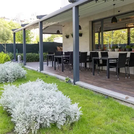 Domenic Free Parking ホテル