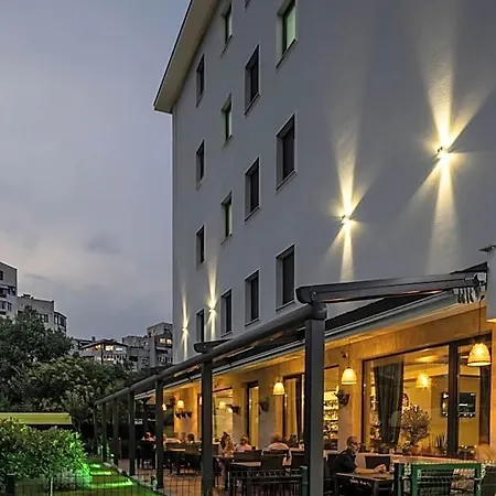 Domenic Free Parking 4* Plovdiv