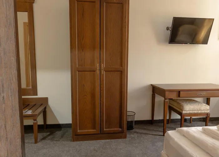 Domenic Free Parking プロヴディフ