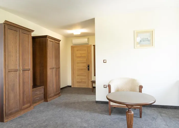 Domenic Free Parking ホテル 4*