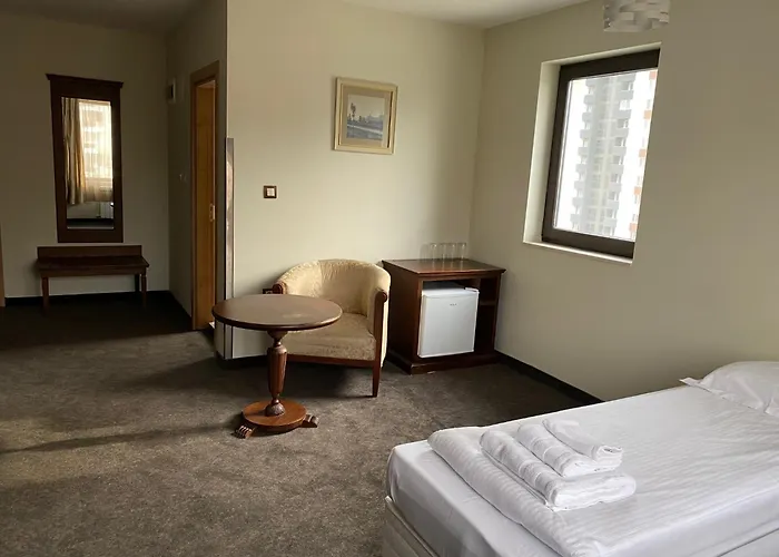 Domenic Free Parking ホテル