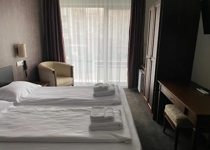 Domenic Free Parking ホテル 4*